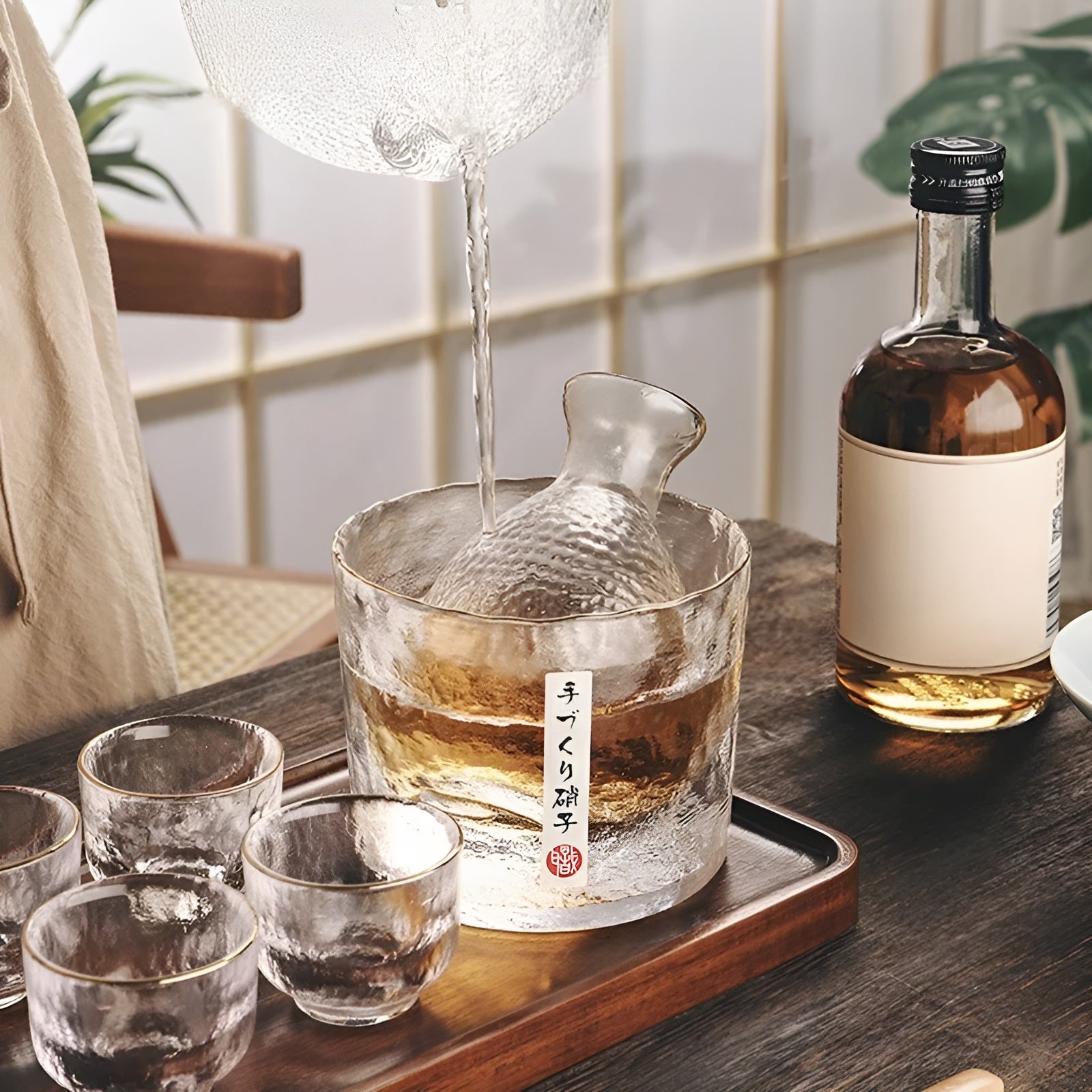 Ryujin - Elegant Japanskt Sake och Whisky Set med Handgjorda Glas