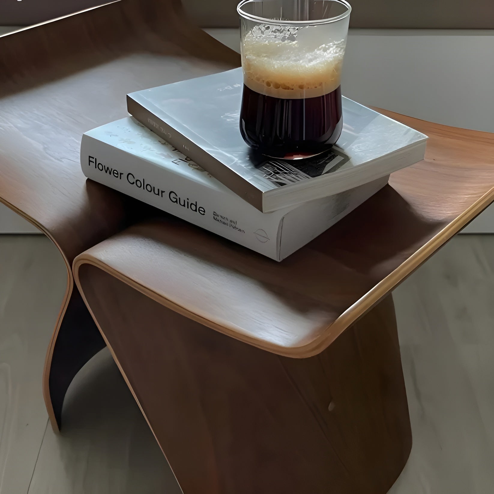 Nordik - Handgjord Träbänk för Hall och Vardagsrum